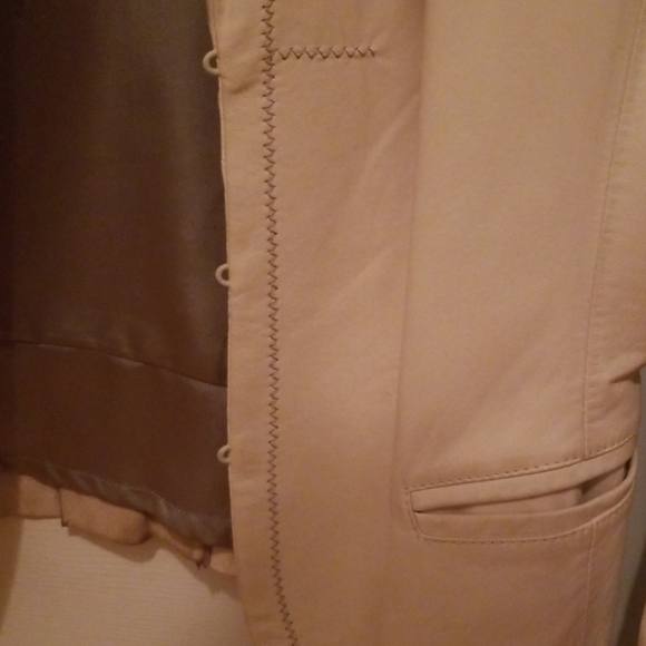 Vintage leather jacket - Picture 3 of 5